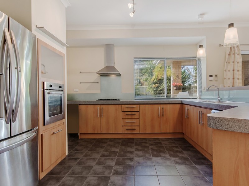 63 Nottely Crescent, Secret Harbour WA 6173