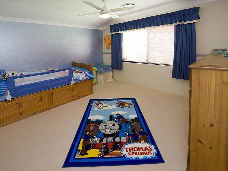 19 Pesaro Green, Secret Harbour WA 6173