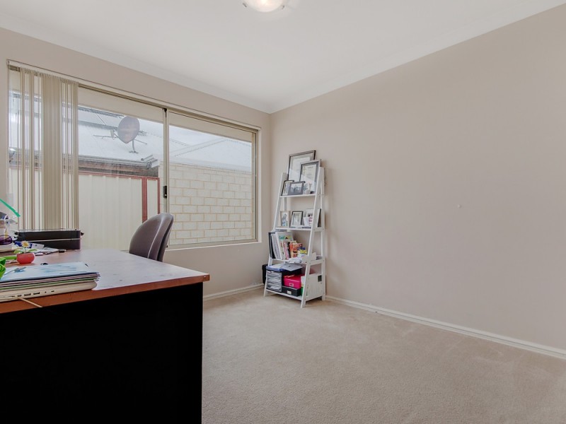 60 La Spezia Drive, Secret Harbour WA 6173