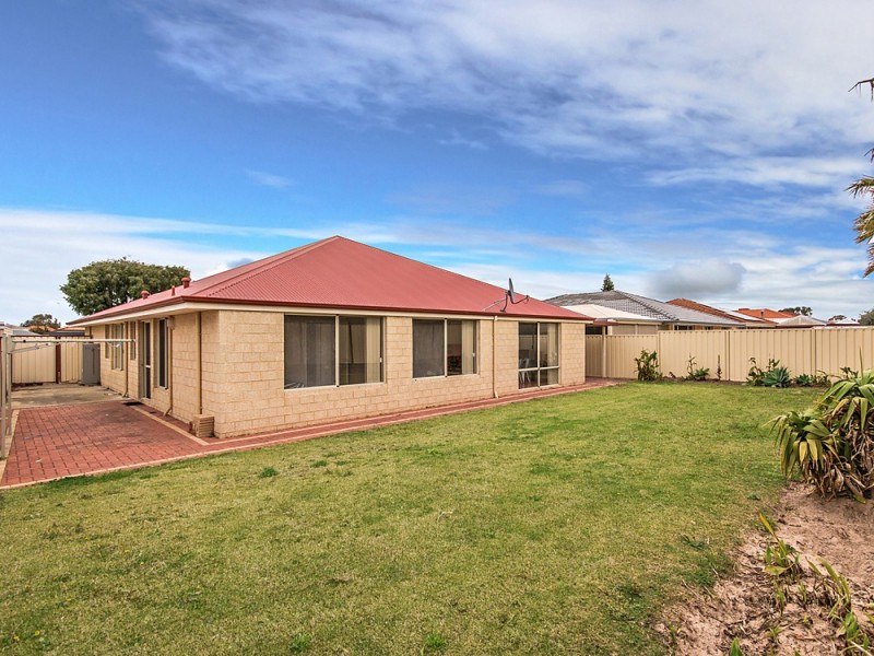 60 La Spezia Drive, Secret Harbour WA 6173
