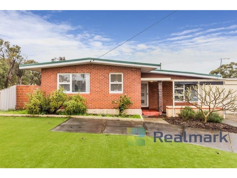 12 Hume Court, Parmelia WA 6167