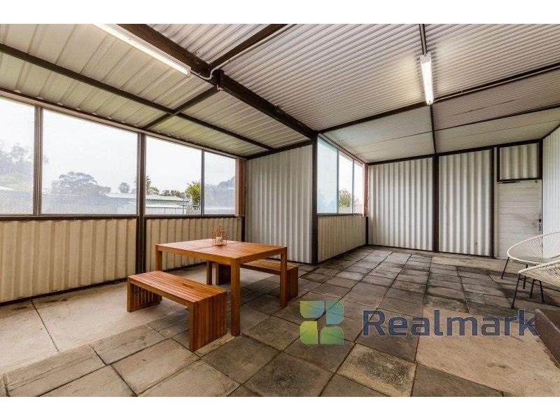 12 Hume Court, Parmelia WA 6167
