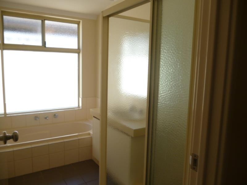 5 Lowell Street, Secret Harbour WA 6173