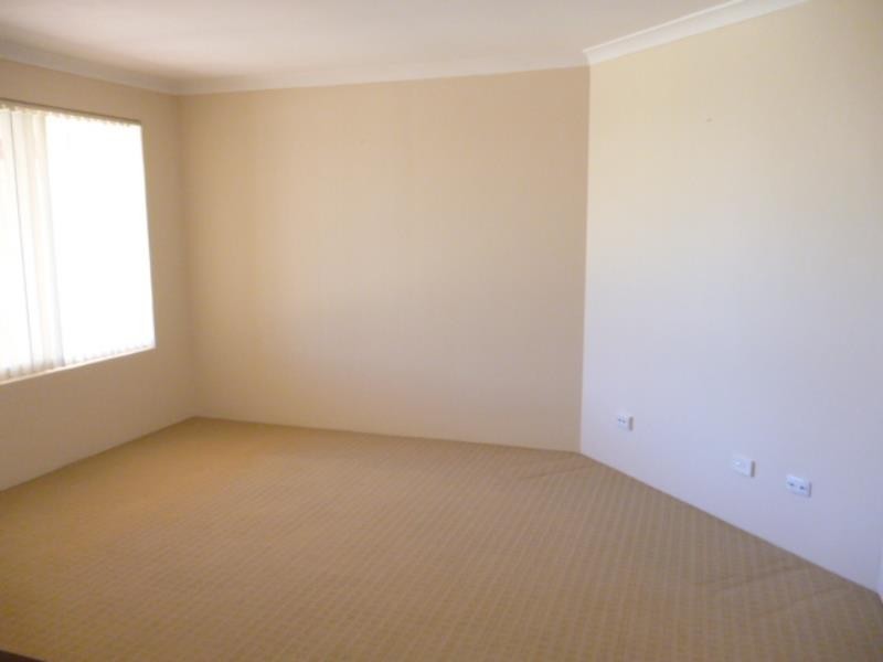 5 Lowell Street, Secret Harbour WA 6173