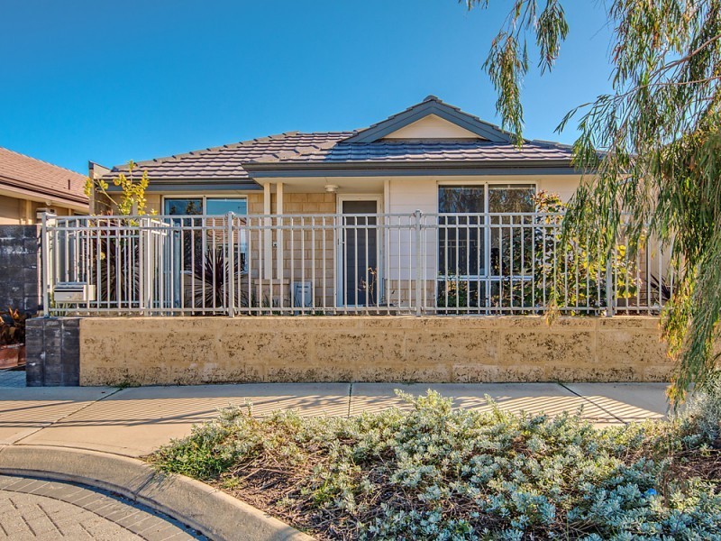26 Kalli Street, Golden Bay WA 6174