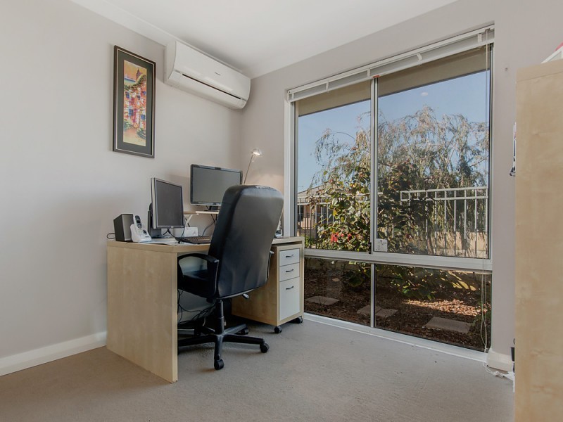 26 Kalli Street, Golden Bay WA 6174