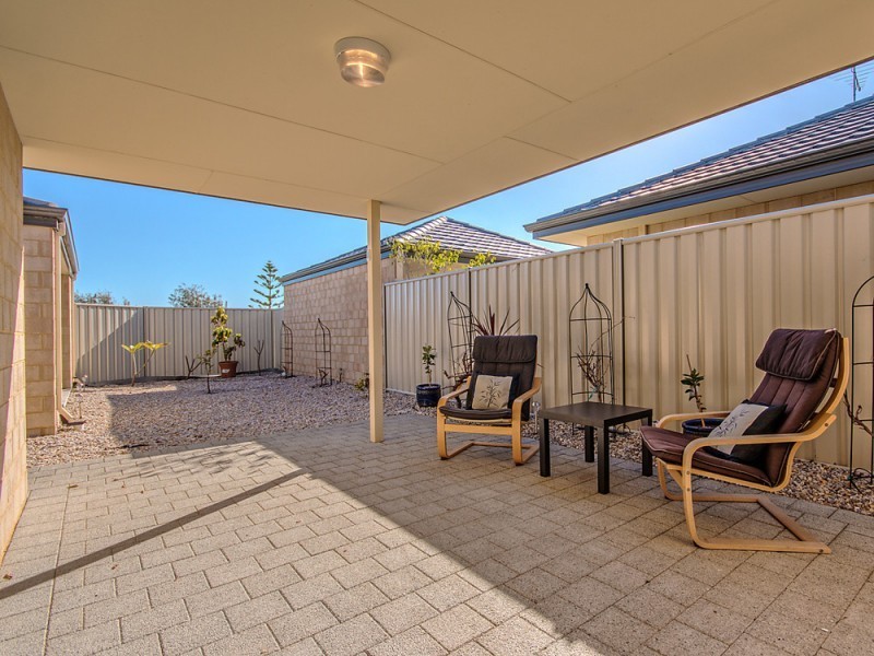 26 Kalli Street, Golden Bay WA 6174