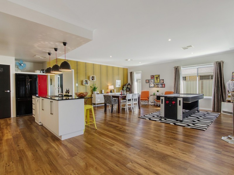 12 Carcione Avenue, Secret Harbour WA 6173