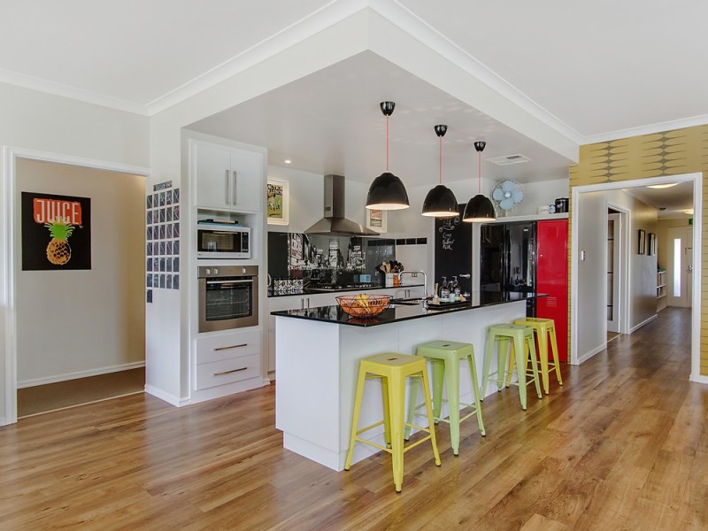 12 Carcione Avenue, Secret Harbour WA 6173