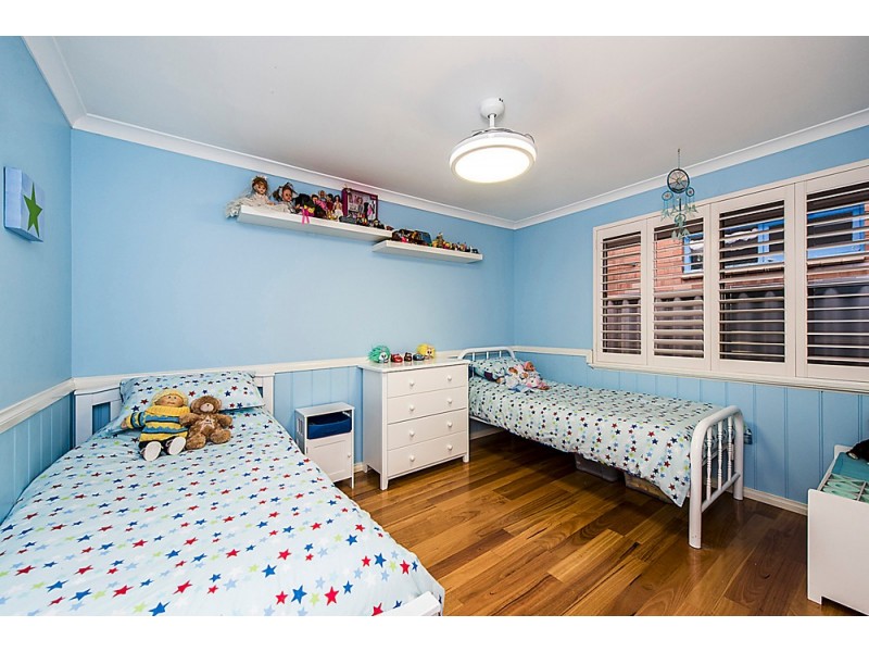 31 Yanrey Street, Golden Bay WA 6174