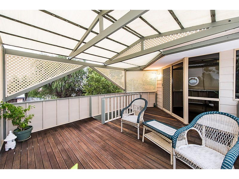 31 Yanrey Street, Golden Bay WA 6174