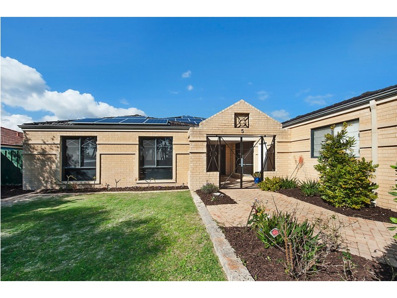 5 Wacona Way, Secret Harbour WA 6173