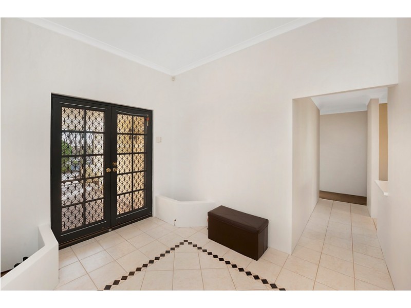 5 Wacona Way, Secret Harbour WA 6173