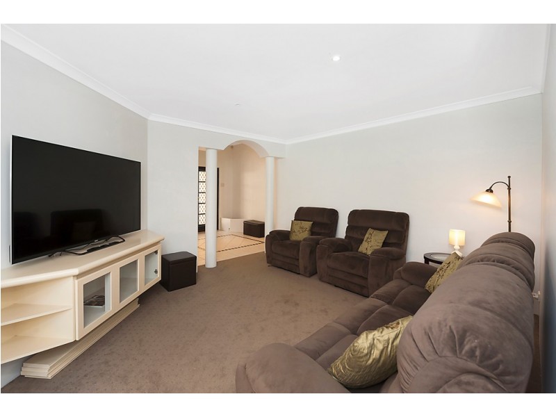 5 Wacona Way, Secret Harbour WA 6173