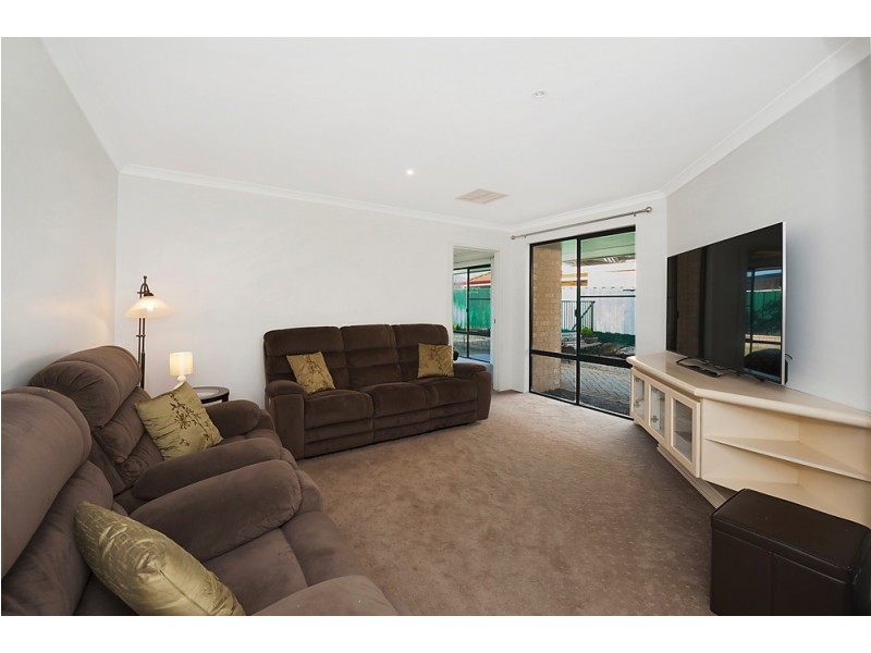 5 Wacona Way, Secret Harbour WA 6173