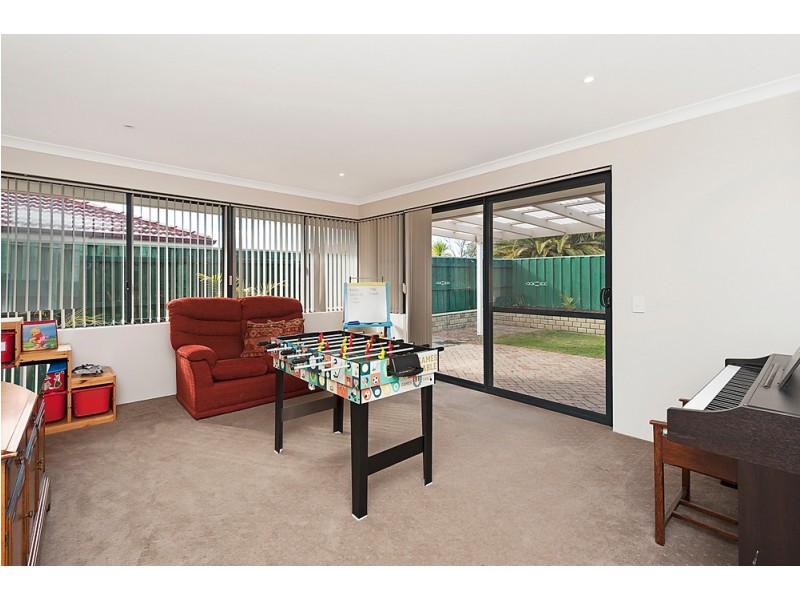 5 Wacona Way, Secret Harbour WA 6173