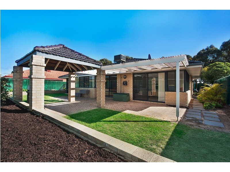 5 Wacona Way, Secret Harbour WA 6173