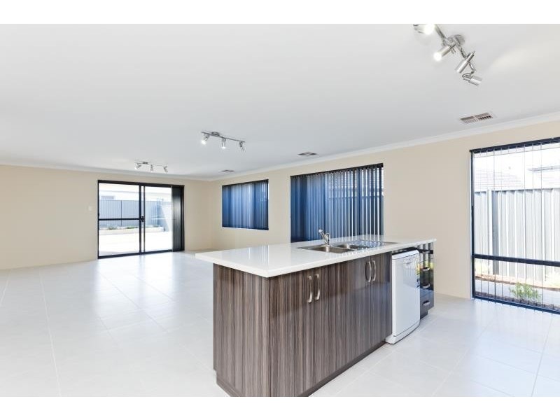 4 Cania Street, Baldivis WA 6171