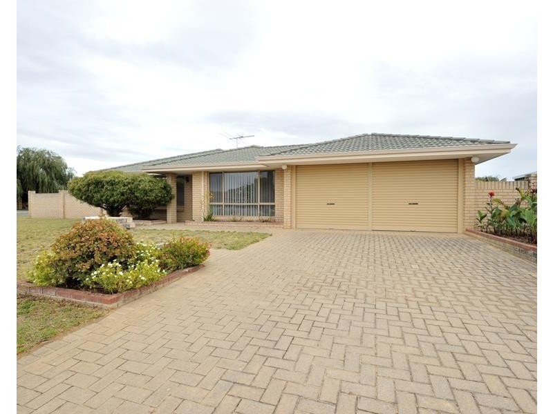 10 Saint Tropez, Port Kennedy WA 6172