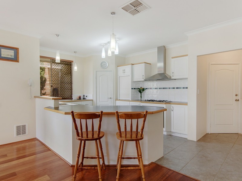 9 Drummonds Approach, Secret Harbour WA 6173