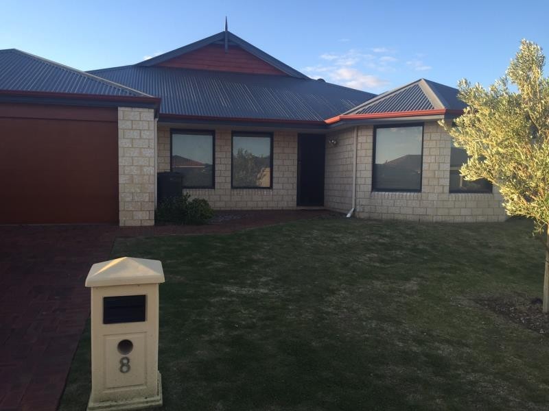 8 Bogue Way, Port Kennedy WA 6172