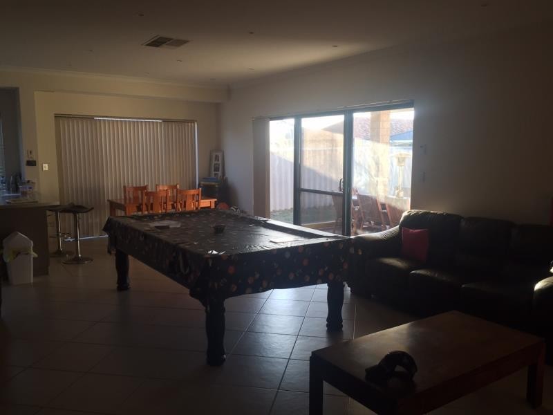 8 Bogue Way, Port Kennedy WA 6172