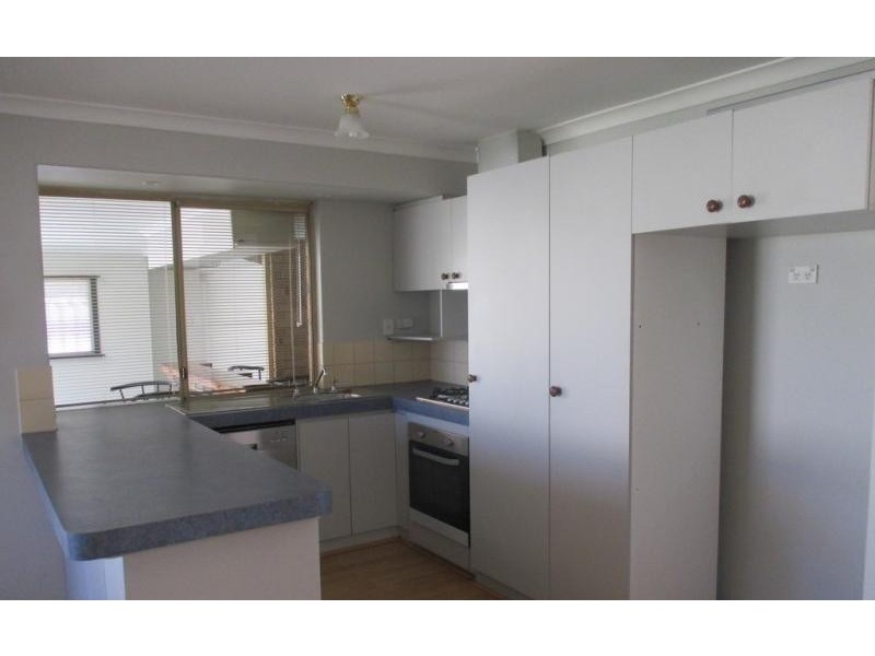 4 Penang Loop, Warnbro WA 6169