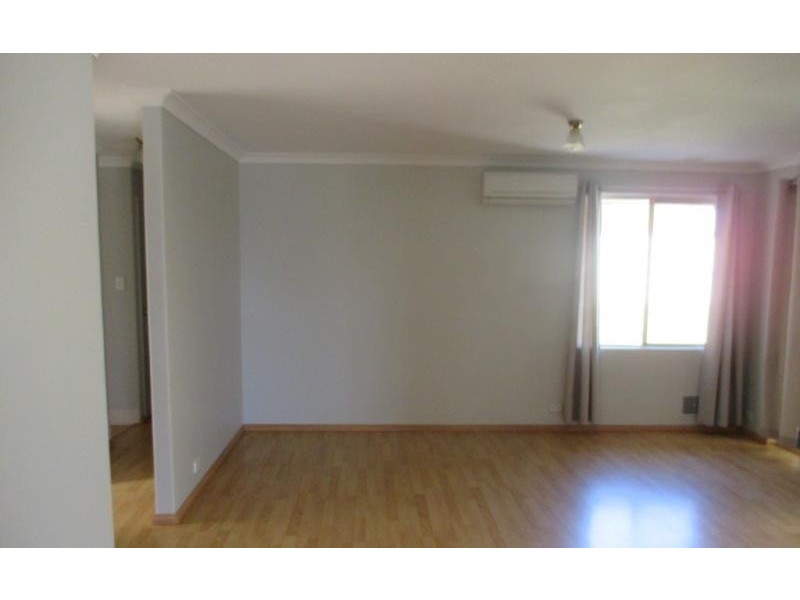 4 Penang Loop, Warnbro WA 6169