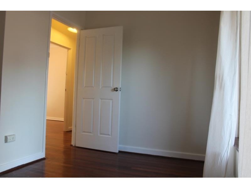 43 Donaldson Street, Queens Park WA 6107