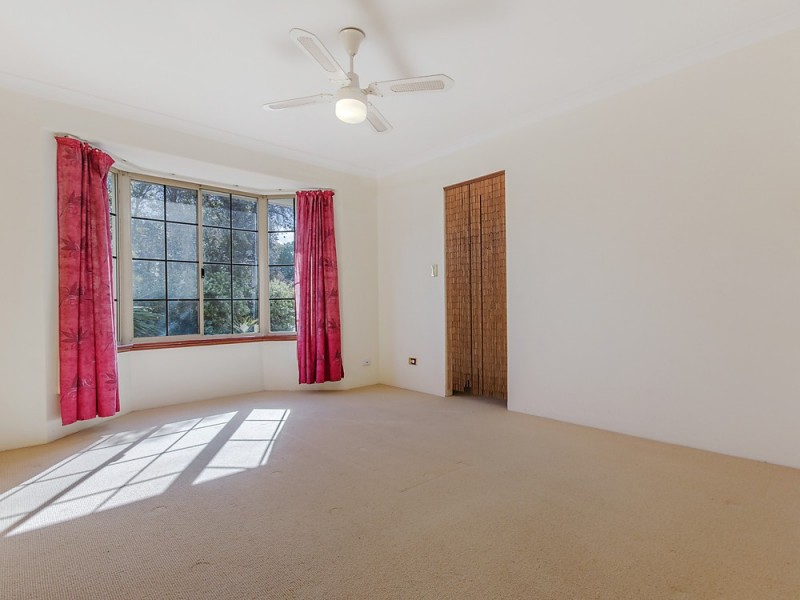 16 Wooleen St, Golden Bay WA 6174