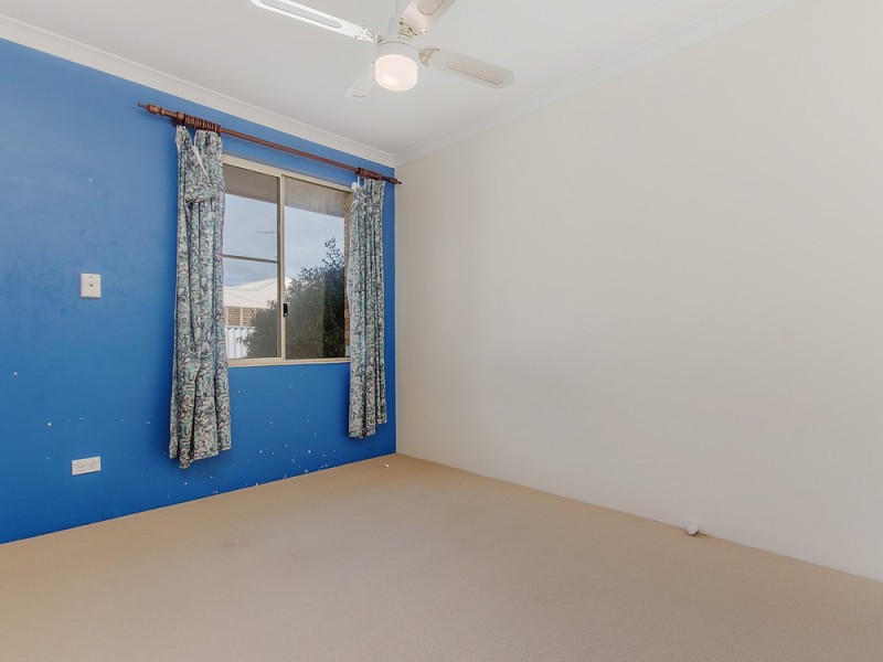 16 Wooleen St, Golden Bay WA 6174