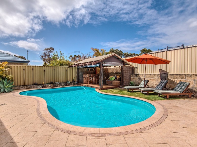 5 Summerville Avenue, Secret Harbour WA 6173