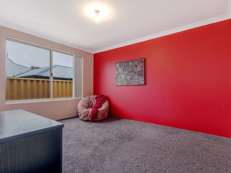 5 Summerville Avenue, Secret Harbour WA 6173