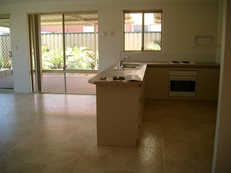 22 Jean Pierre Drive, Port Kennedy WA 6172