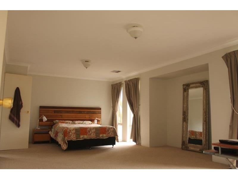 6 Patman Road, Secret Harbour WA 6173