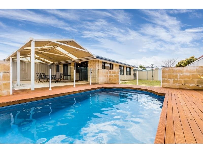 18 Anguilla Court, Secret Harbour WA 6173