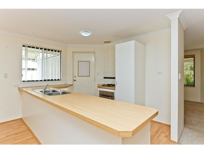 18 Anguilla Court, Secret Harbour WA 6173