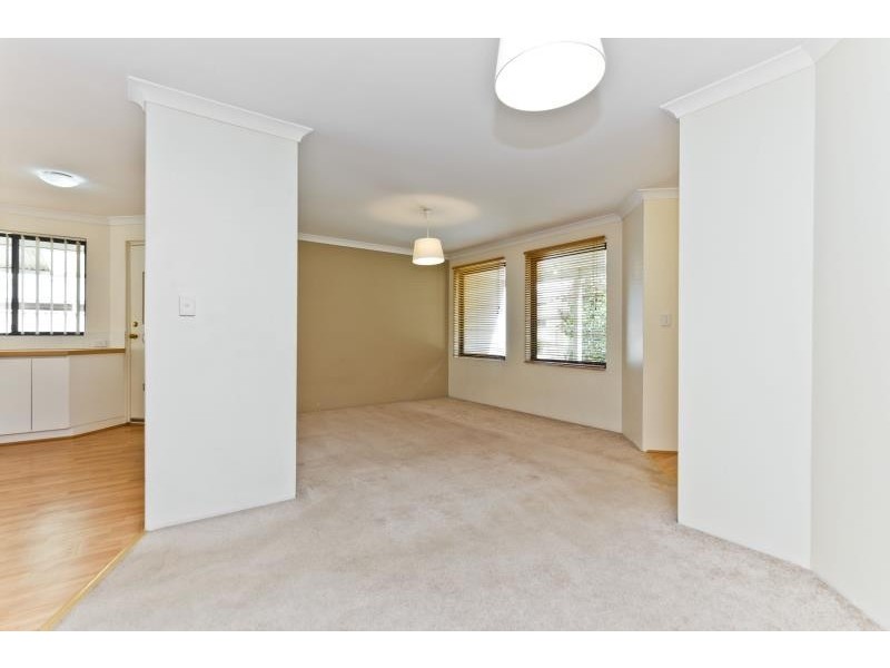 18 Anguilla Court, Secret Harbour WA 6173