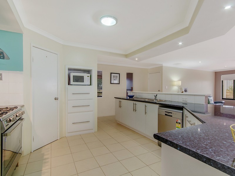 3 Dillon Way, Secret Harbour WA 6173