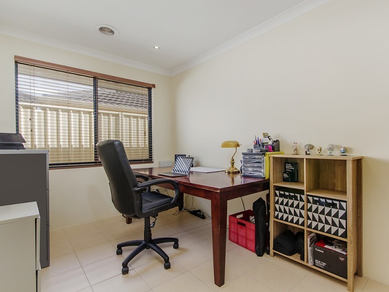 3 Dillon Way, Secret Harbour WA 6173