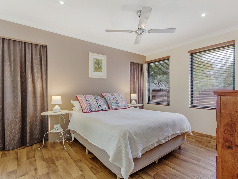 3 Dillon Way, Secret Harbour WA 6173