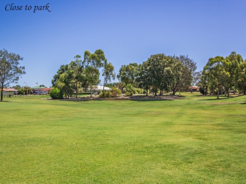 12 Sarah Ann Cres, Warnbro WA 6169