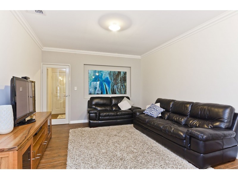 12 Majorca Green, Secret Harbour WA 6173