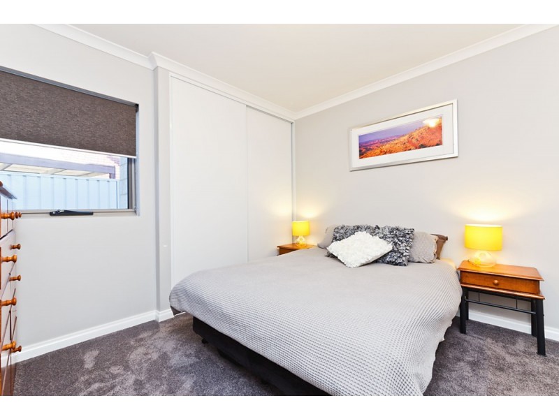 12 Majorca Green, Secret Harbour WA 6173