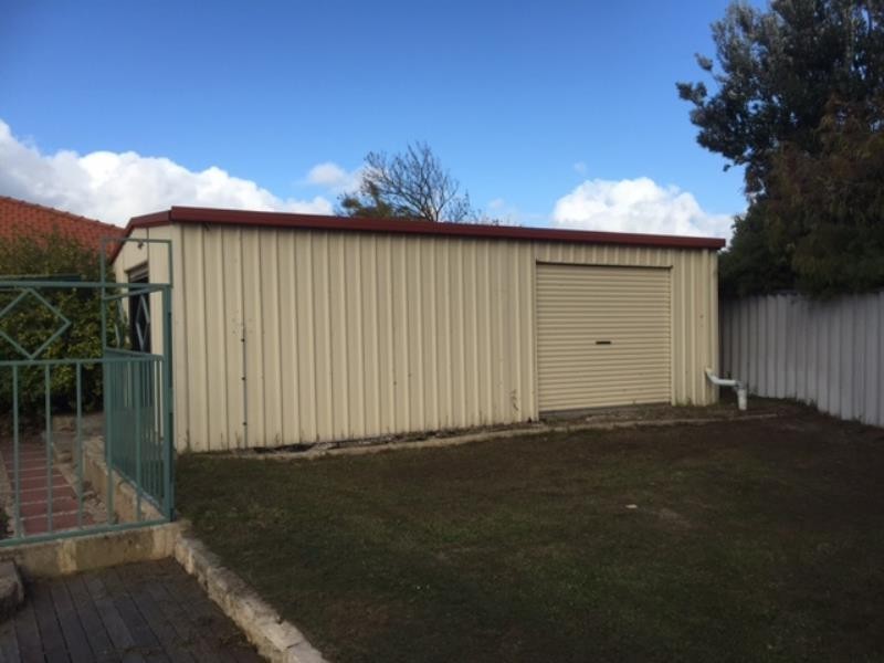 14 Senegal Grove, Warnbro WA 6169
