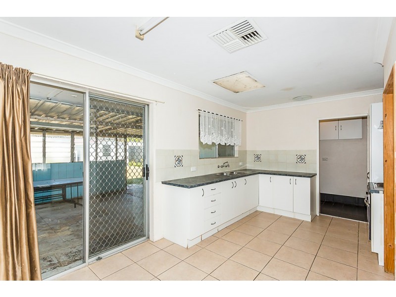 7 Tarwarri Close, Hillman WA 6168