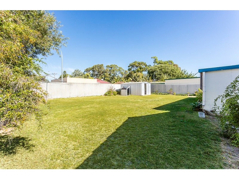 7 Tarwarri Close, Hillman WA 6168