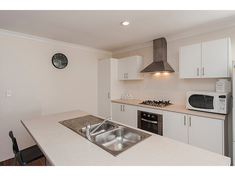 111 Tangadee Road, Golden Bay WA 6174