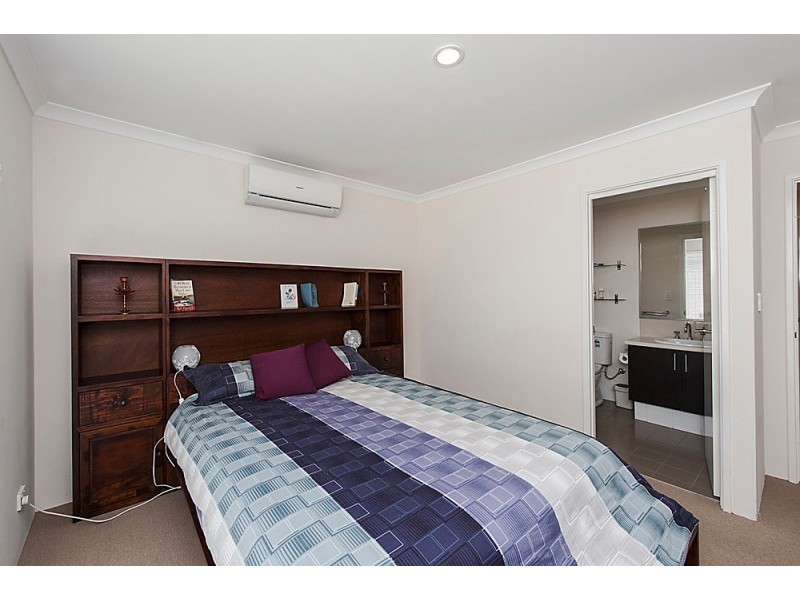 111 Tangadee Road, Golden Bay WA 6174