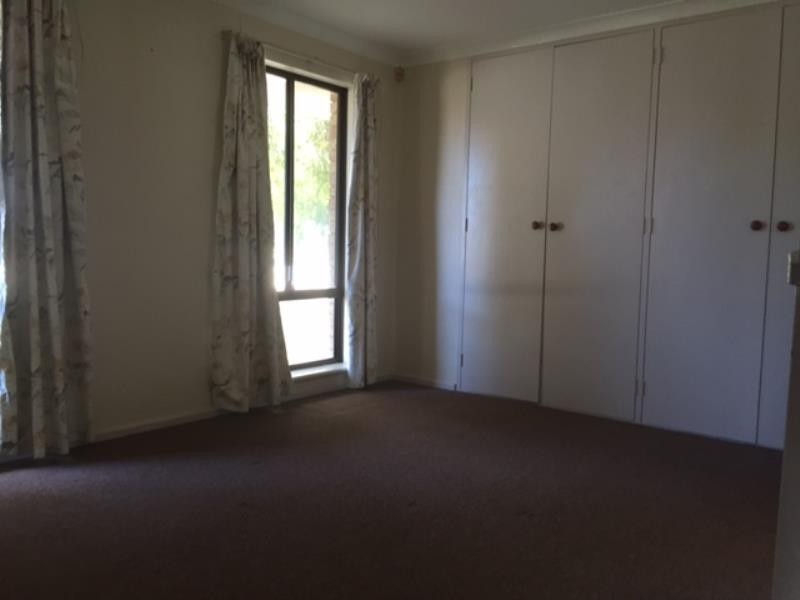 30 Goongarrie Drive, Waikiki WA 6169